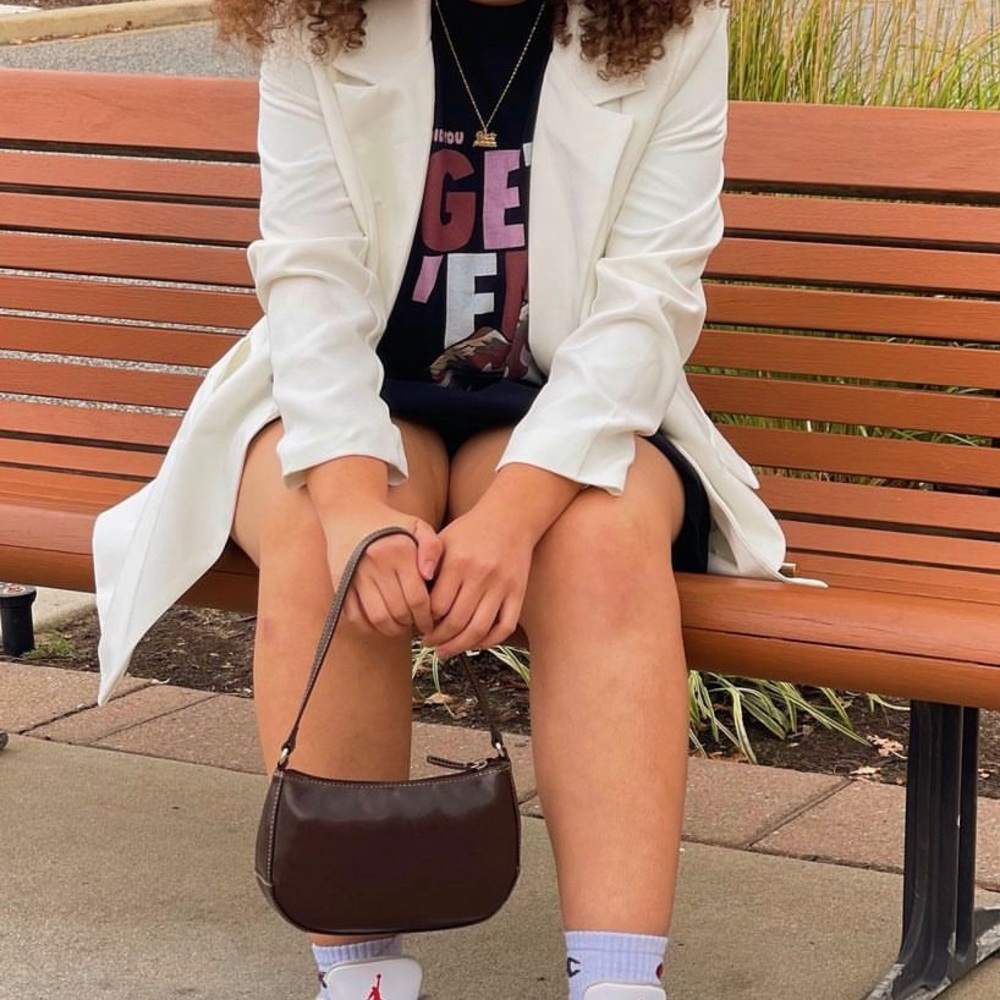 WHITE BLAZER